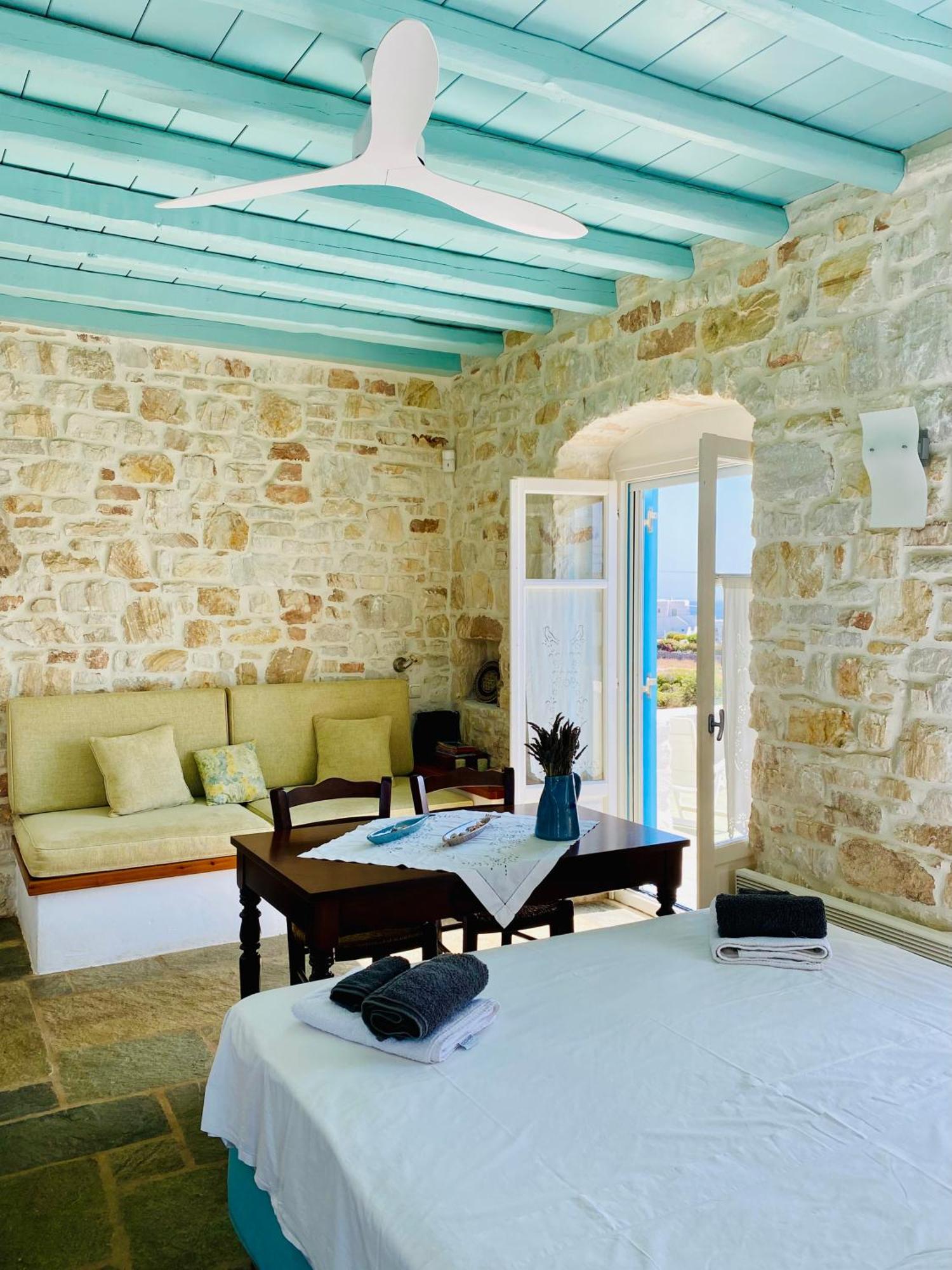 Santa Maria Traditional Stone Studio Екстериор снимка